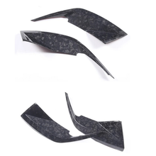 Load image into Gallery viewer, Dry Carbon Fiber Tail Light Trim for Lamborghini Urus