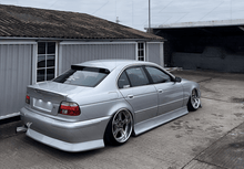 Load image into Gallery viewer, HM E39 Sedan Roof Wing