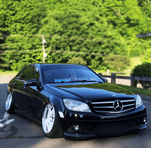 Load image into Gallery viewer, Mercedes Benz C-Class (204) Chrome Clear LED Taillights Set (2007-2011)