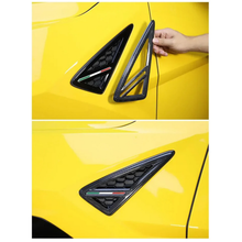 Load image into Gallery viewer, Dry Carbon Fiber Side Fender Vent Frame Cover Trim for Lamborghini Urus