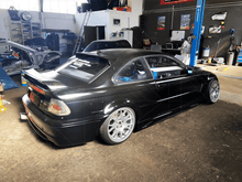 Load image into Gallery viewer, Rieger E46 Side Skirts - Vented Type 1