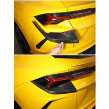 Load image into Gallery viewer, Dry Carbon Fiber Tail Light Trim for Lamborghini Urus