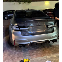 Load image into Gallery viewer, Carbon Fiber CSL Style Trunk for BMW F90 M5 G30 5 Series