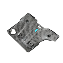 Load image into Gallery viewer, Carbon Fiber Upper Engine Cover for BMW F90 M5