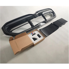 Load image into Gallery viewer, Dry Carbon Fiber Front Grille for BMW G90 M5 G60 G61 5 Series